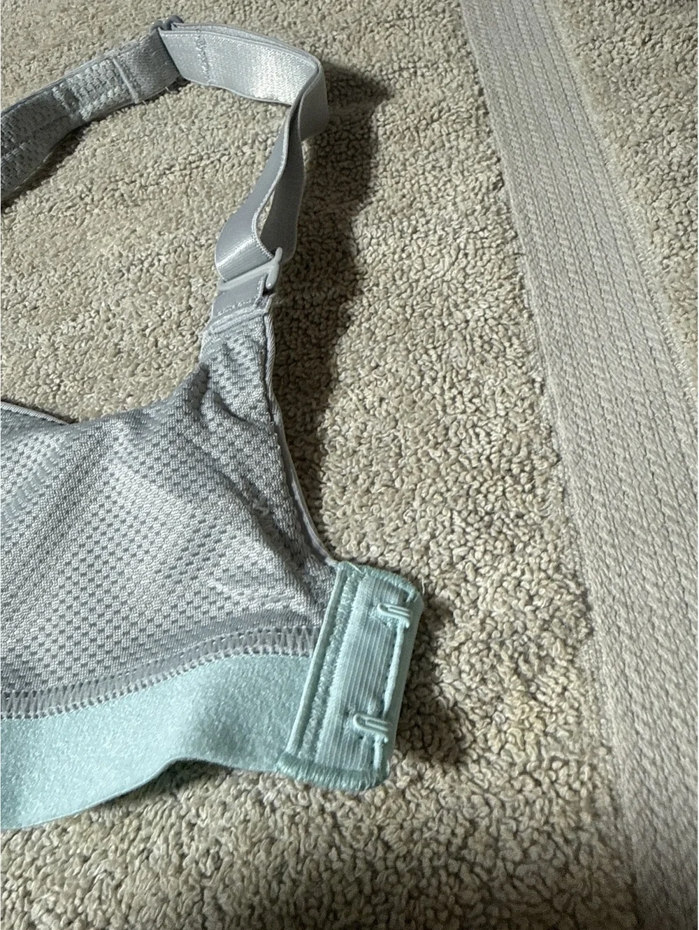 Natori Recharge Bra Size 32D Color Highrise/Aqua Sky NWT MSRP $66